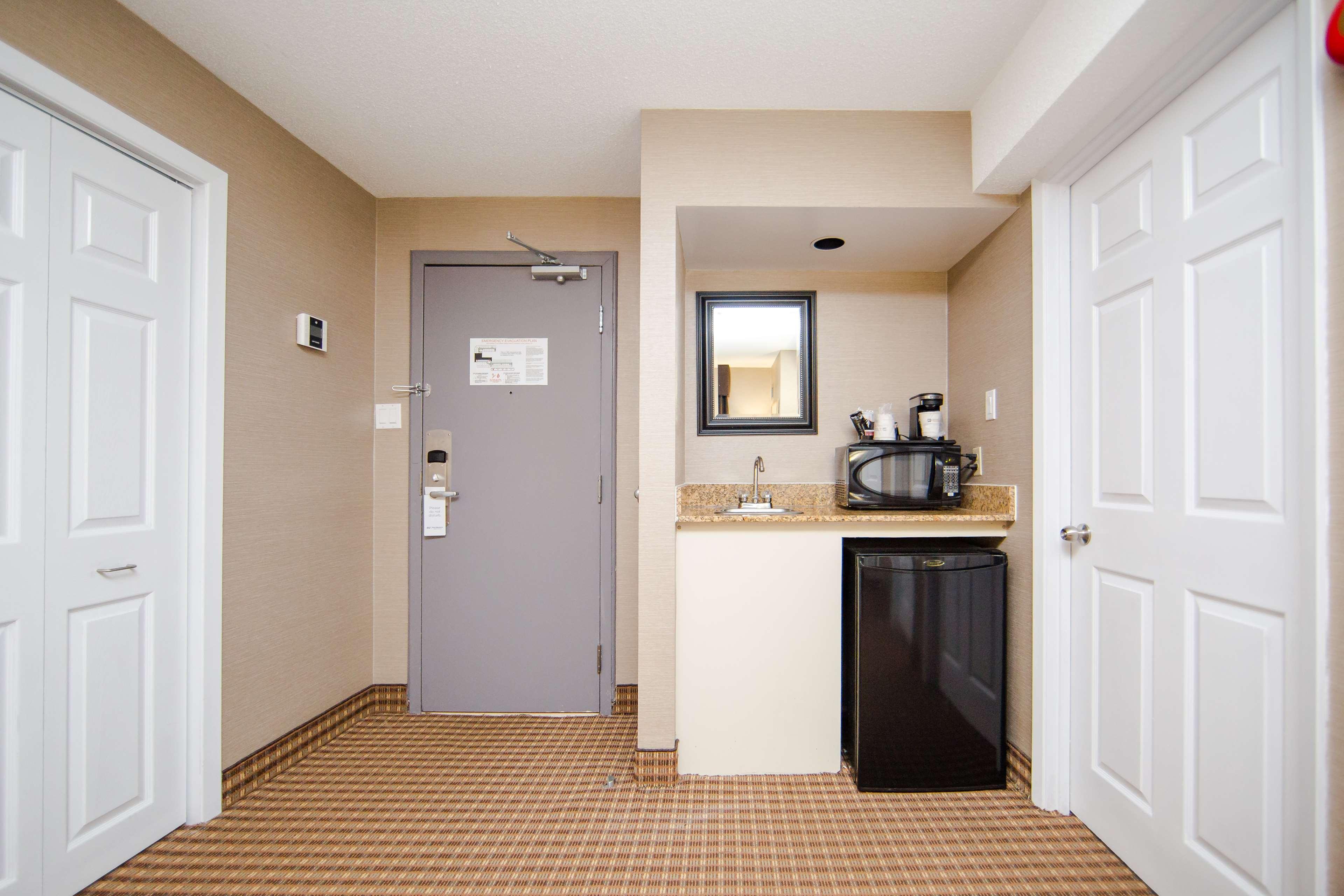 Best Western Plus Ottawa Kanata Hotel And Conference Centre Exteriér fotografie